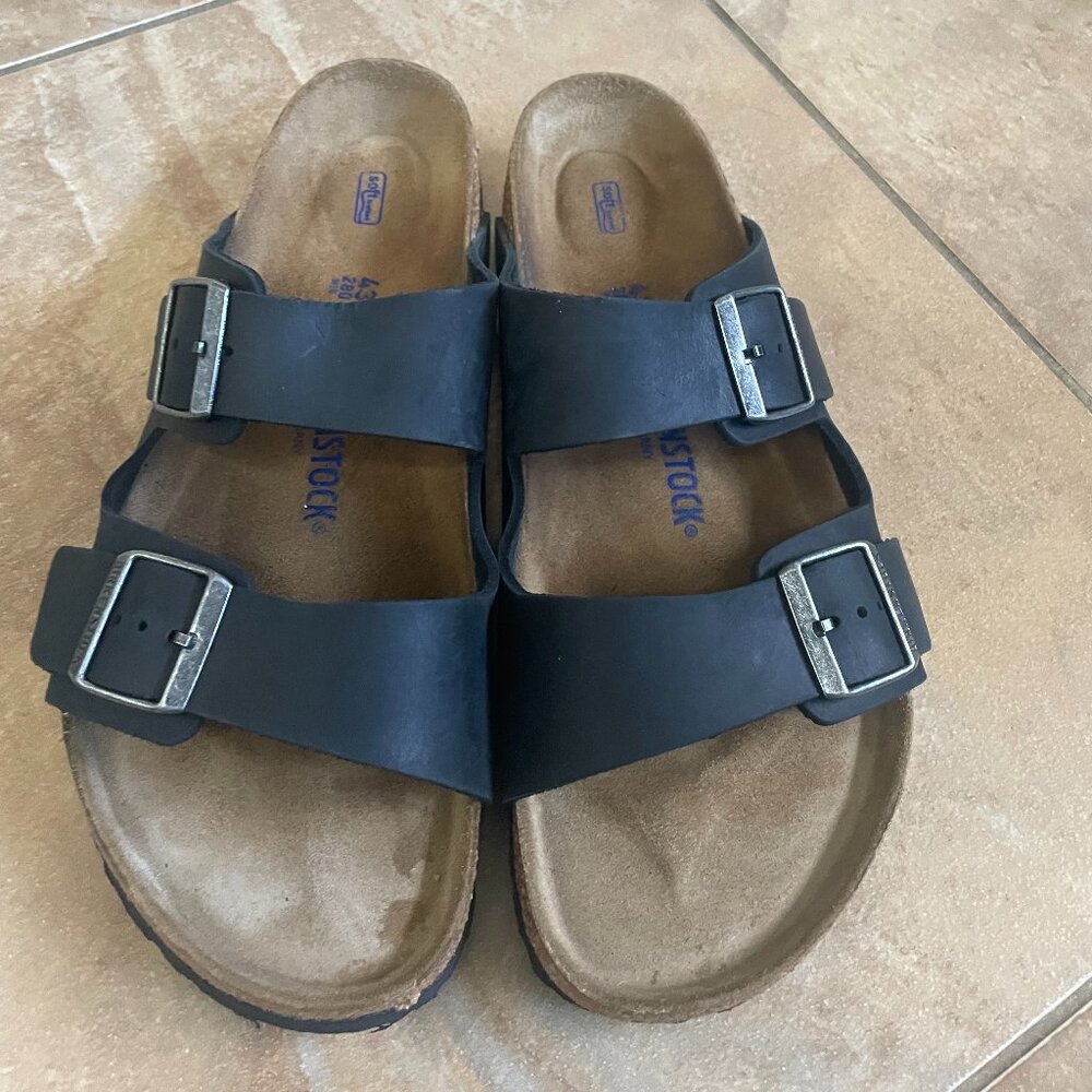 NEW Birkenstock Arizona Soft Footbed
Natural Leather Oiled Black 43 / 10 men’s